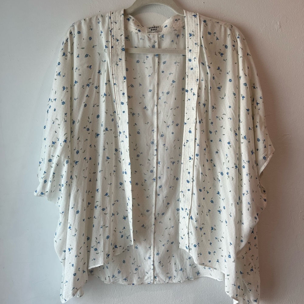 Aritzia Sunday best Cosima cropped floral kimono